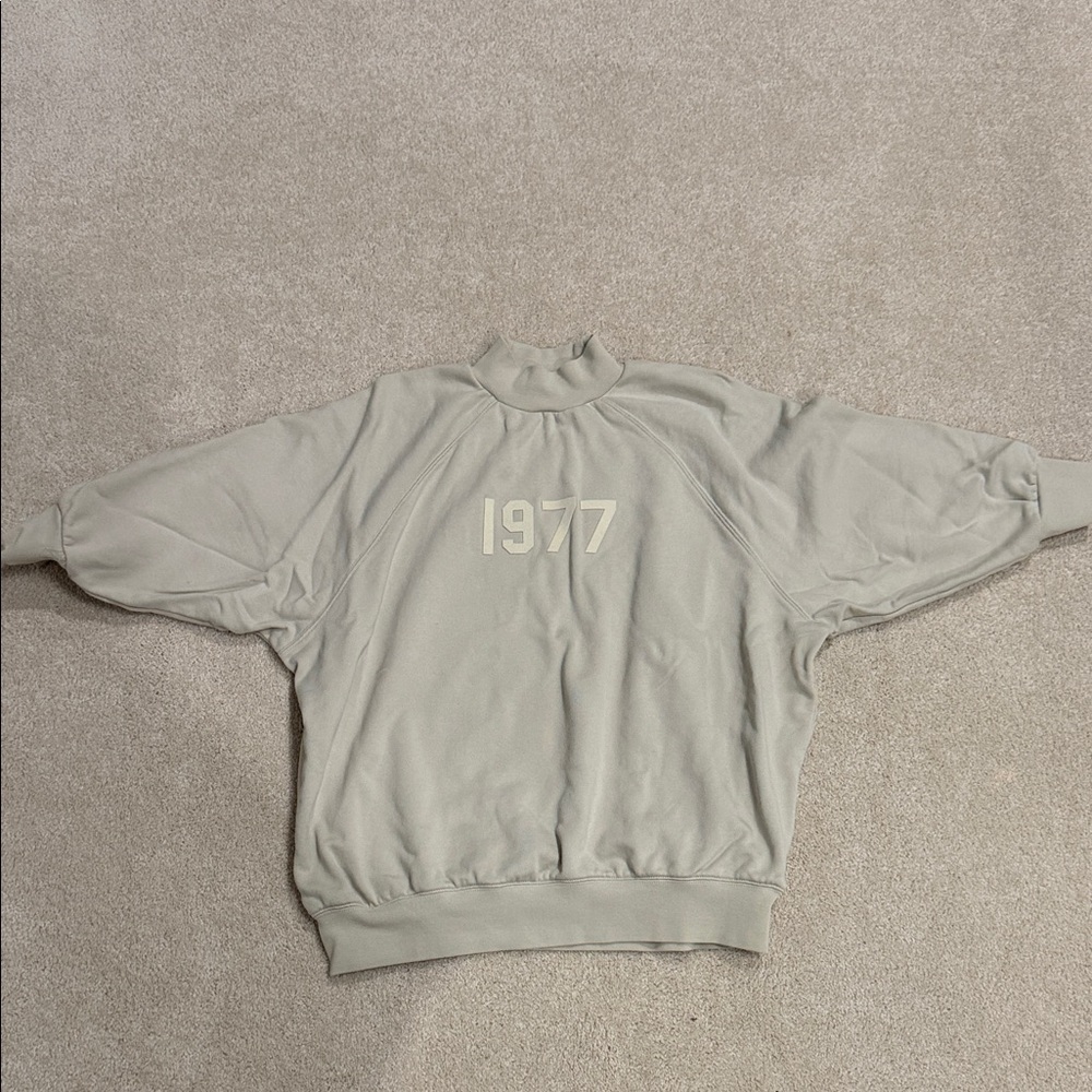 FOG - FEAR OF GOD Women's 3/4 Sleeve Mock Neck Sweatshirt